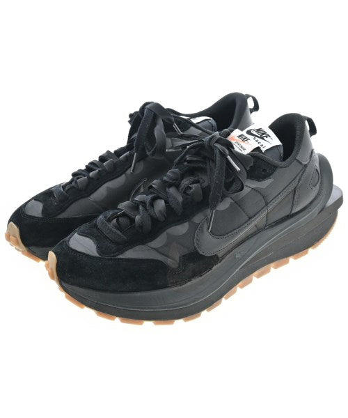 sacai รองเท้าผ้าใบ