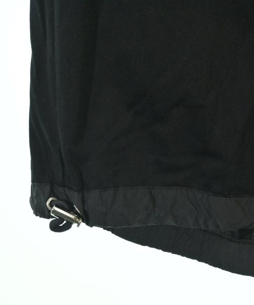 sacai เสื้อลำลอง