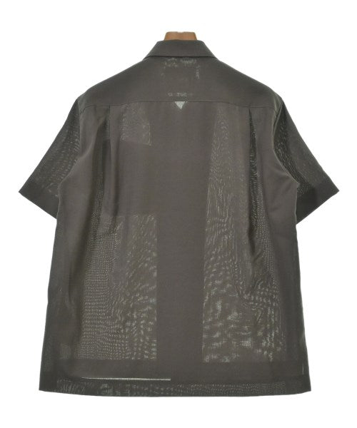 sacai เสื้อลำลอง