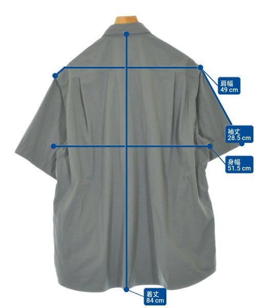 sacai เสื้อลำลอง