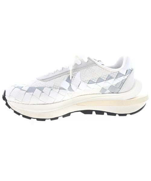 sacai รองเท้าผ้าใบ