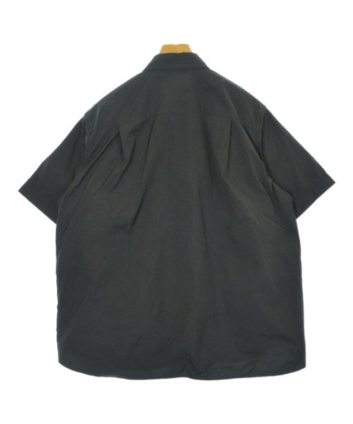 sacai เสื้อลำลอง