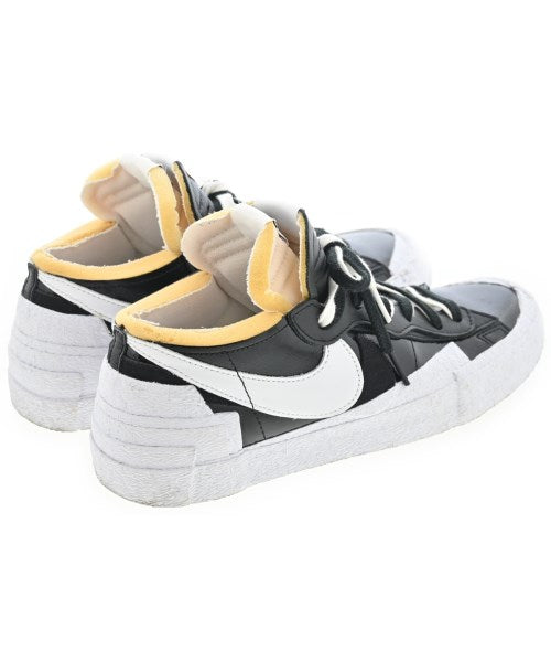 sacai รองเท้าผ้าใบ