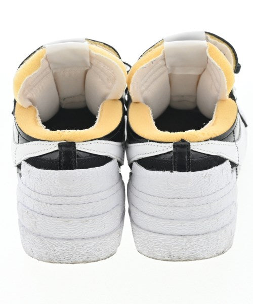 sacai รองเท้าผ้าใบ