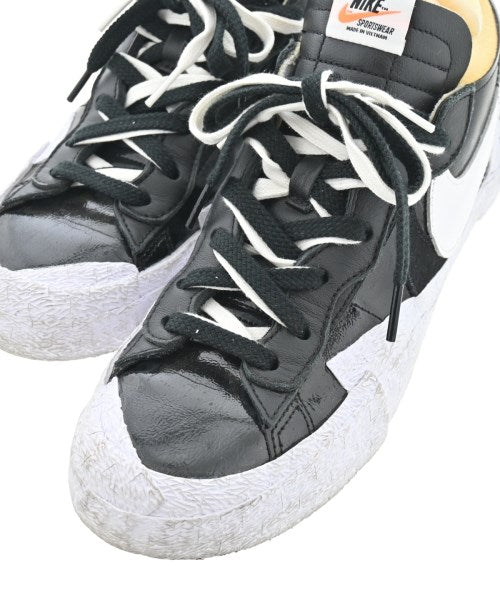 sacai รองเท้าผ้าใบ