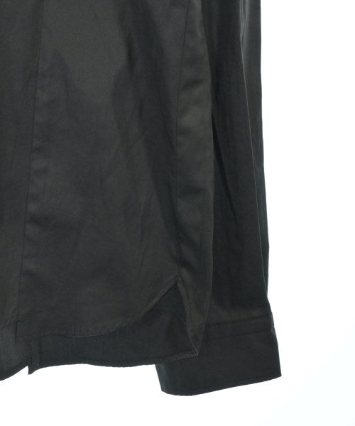 sacai เสื้อลำลอง
