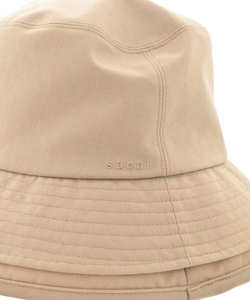 sacai หมวก