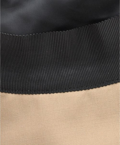 sacai หมวก
