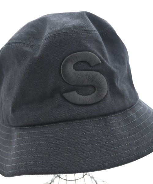 sacai หมวก