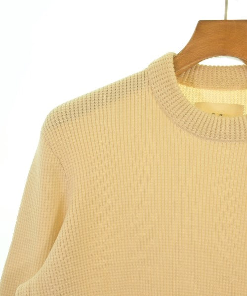 FOLK เสื้อกันหนาว