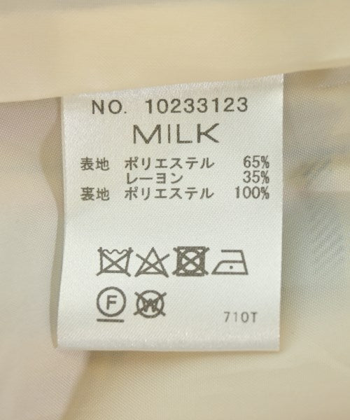 MILK กระโปรงสั้น