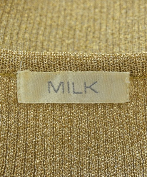 MILK เสื้อกันหนาว
