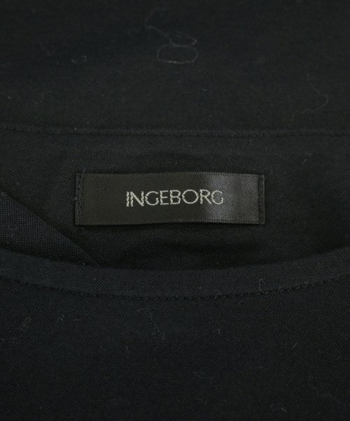 INGEBORG เสื้อยืด/เสื้อท็อปส์