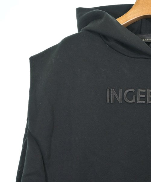 INGEBORG เสื้อฮู้ด