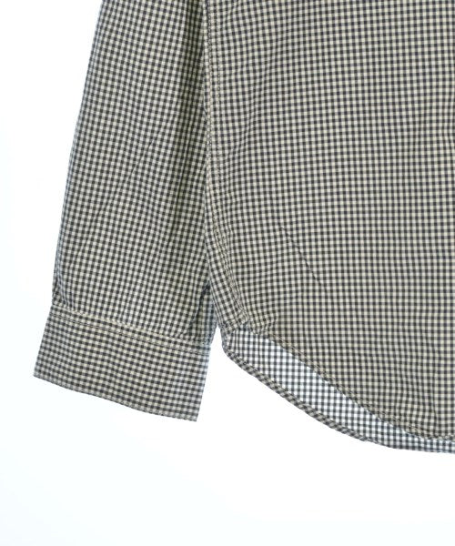 MHL. เสื้อลำลอง