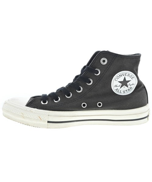 MHL. รองเท้าผ้าใบ