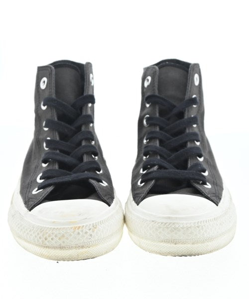 MHL. รองเท้าผ้าใบ