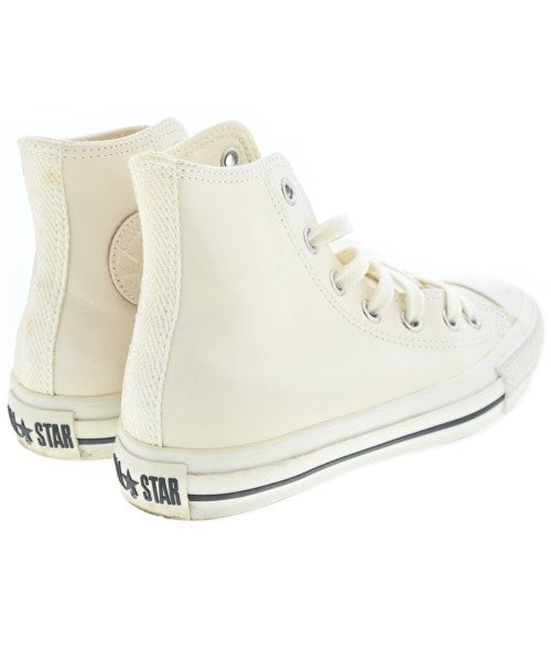 MHL. รองเท้าผ้าใบ