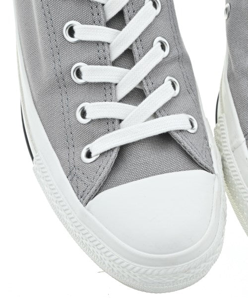 MHL. รองเท้าผ้าใบ