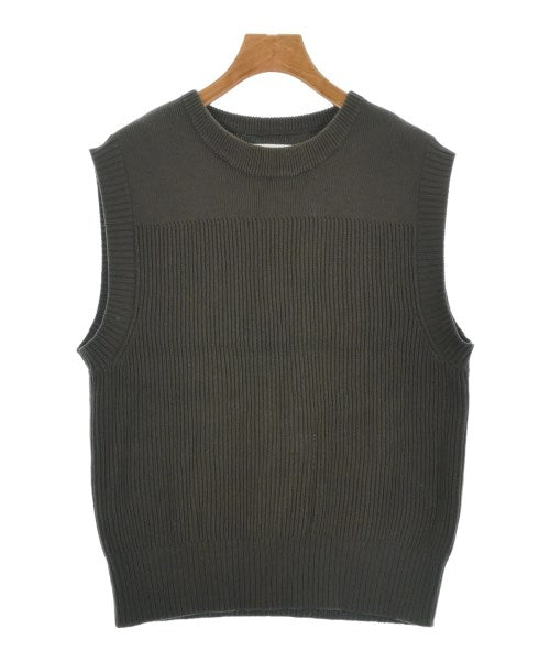 MHL. เสื้อกั๊ก