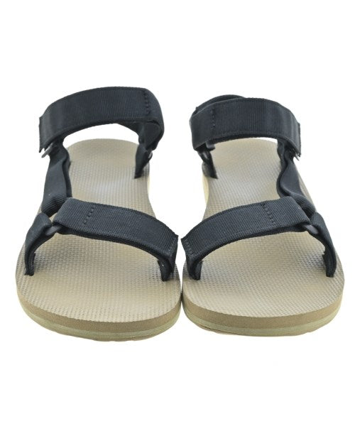 MHL. รองเท้าแตะ