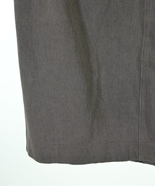 MHL. กระโปรงยาวถึงเข่า