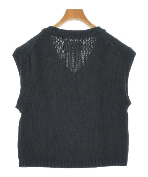 MHL. เสื้อกั๊ก