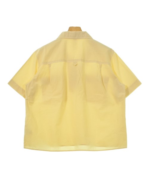 MHL. เสื้อลำลอง