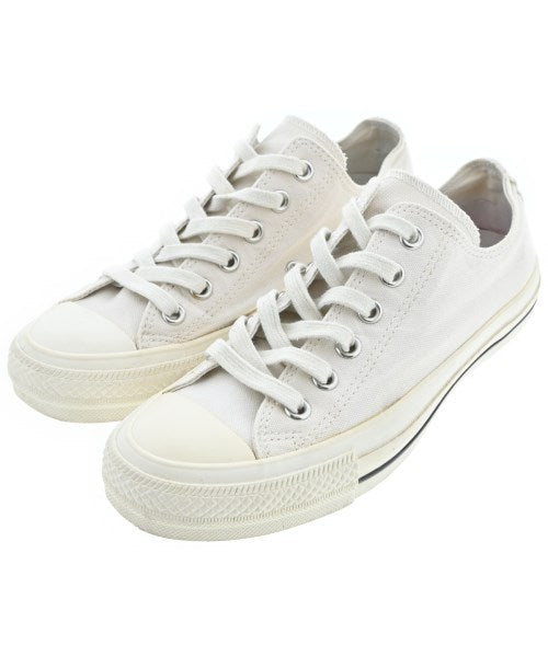 MHL. รองเท้าผ้าใบ