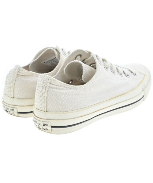 MHL. รองเท้าผ้าใบ