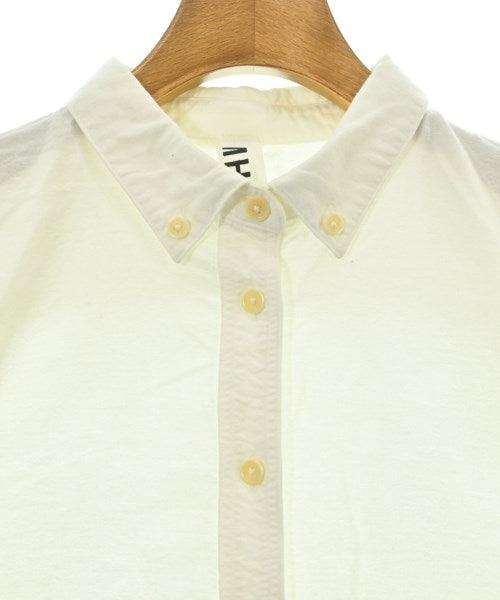 MHL. เสื้อลำลอง