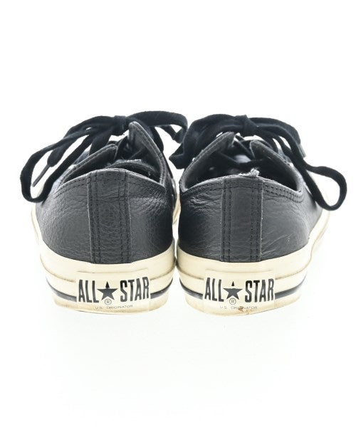 MHL. รองเท้าผ้าใบ