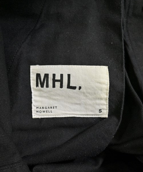MHL. กางเกงขาสั้น