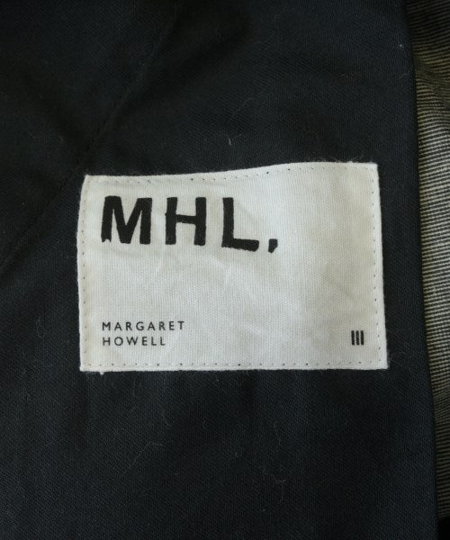 MHL. กระโปรงยาวถึงเข่า