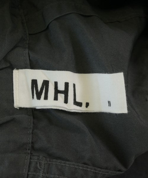 MHL. กระโปรงยาวถึงเข่า