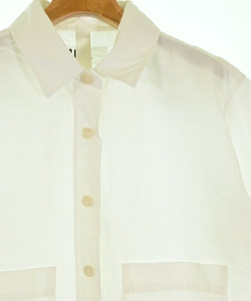 MHL. เสื้อลำลอง