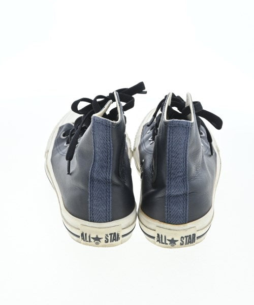 MHL. รองเท้าผ้าใบ
