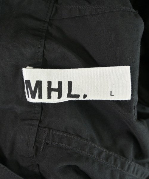 MHL. กางเกงขาสั้น