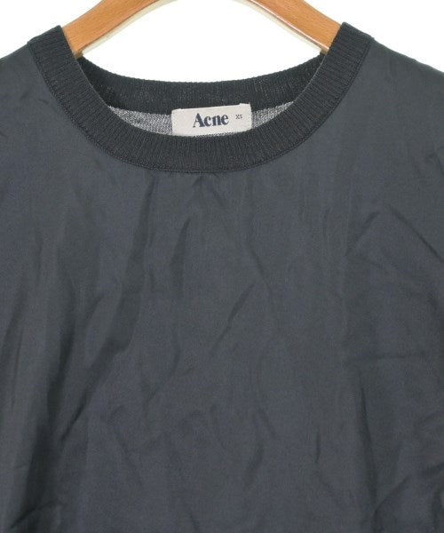 Acne เสื้อกันหนาว