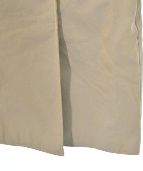 Acne เสื้อกันฝน