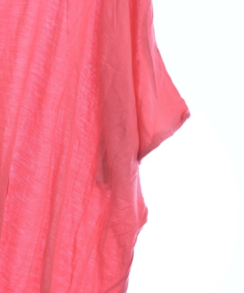 Acne เสื้อยืด/เสื้อท็อปส์