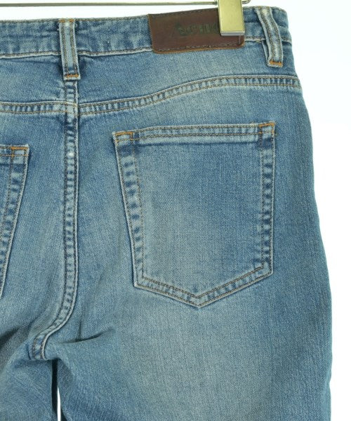 Acne ยีนส์