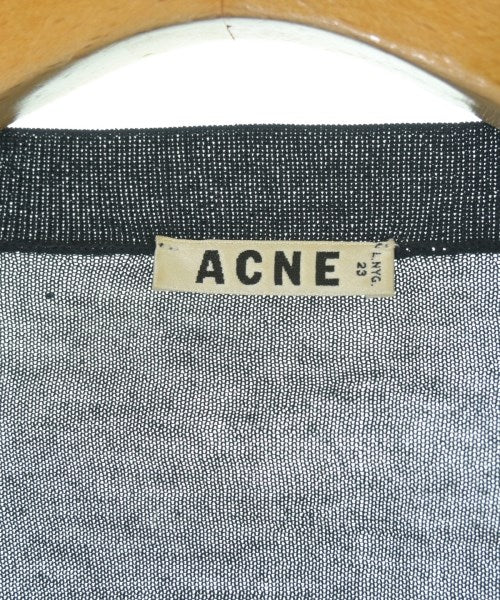 Acne เสื้อกันหนาว