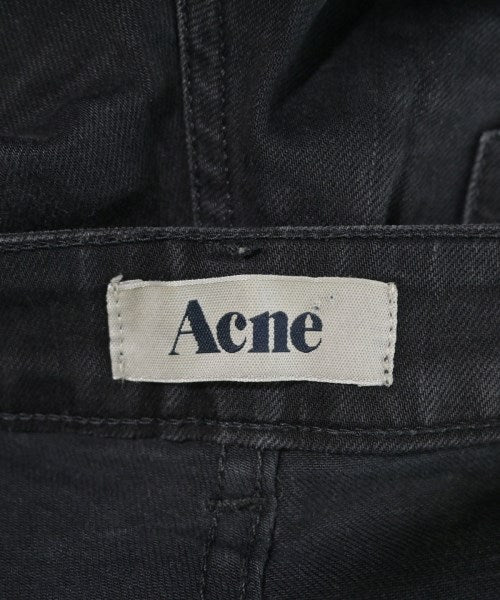 Acne ยีนส์