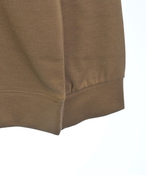 BEAMS HEART เสื้อยืด/เสื้อท็อปส์