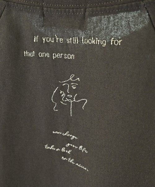 BEAMS HEART เสื้อยืด/เสื้อท็อปส์