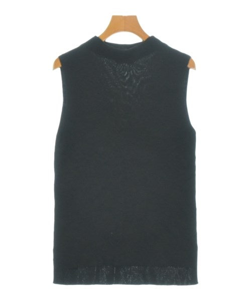 BEAMS HEART เสื้อแขนกุด
