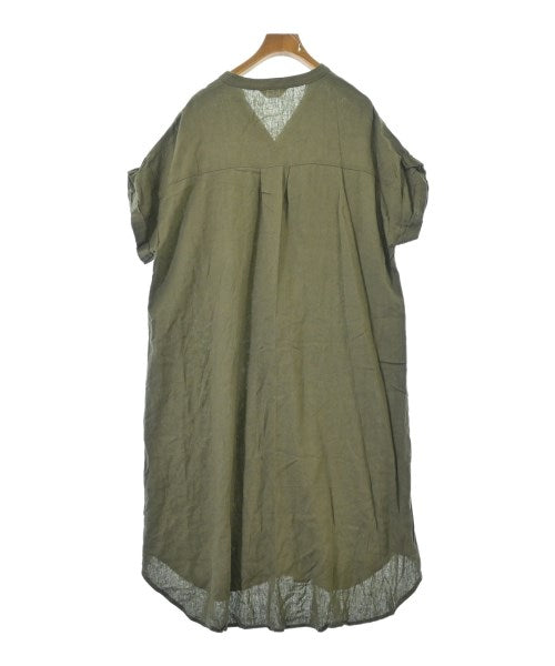 BEAMS HEART เดรสที่เป็นเสื้อเชิ้ตตัวยาว