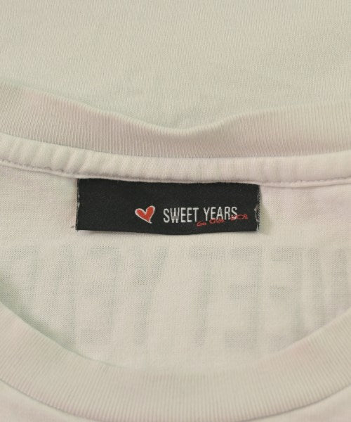 SWEET YEARS เสื้อยืด/เสื้อท็อปส์