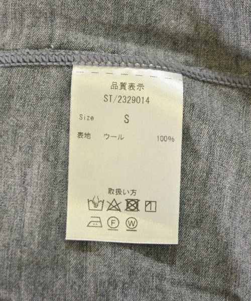 STRASBURGO เสื้อยืด/เสื้อท็อปส์